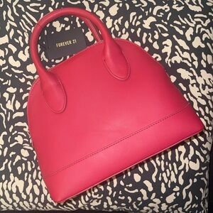 FOREVER 21 SATCHEL CROSSBODY BAG - RED (NEW WITH TAGS)